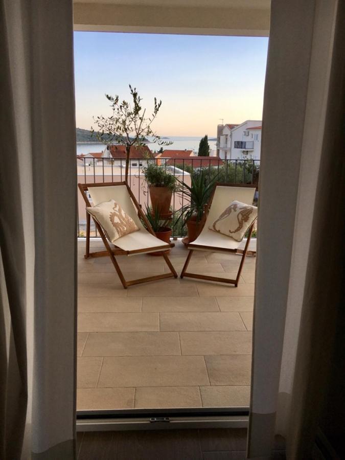 Days@Sea Apartment Primosten Exterior photo