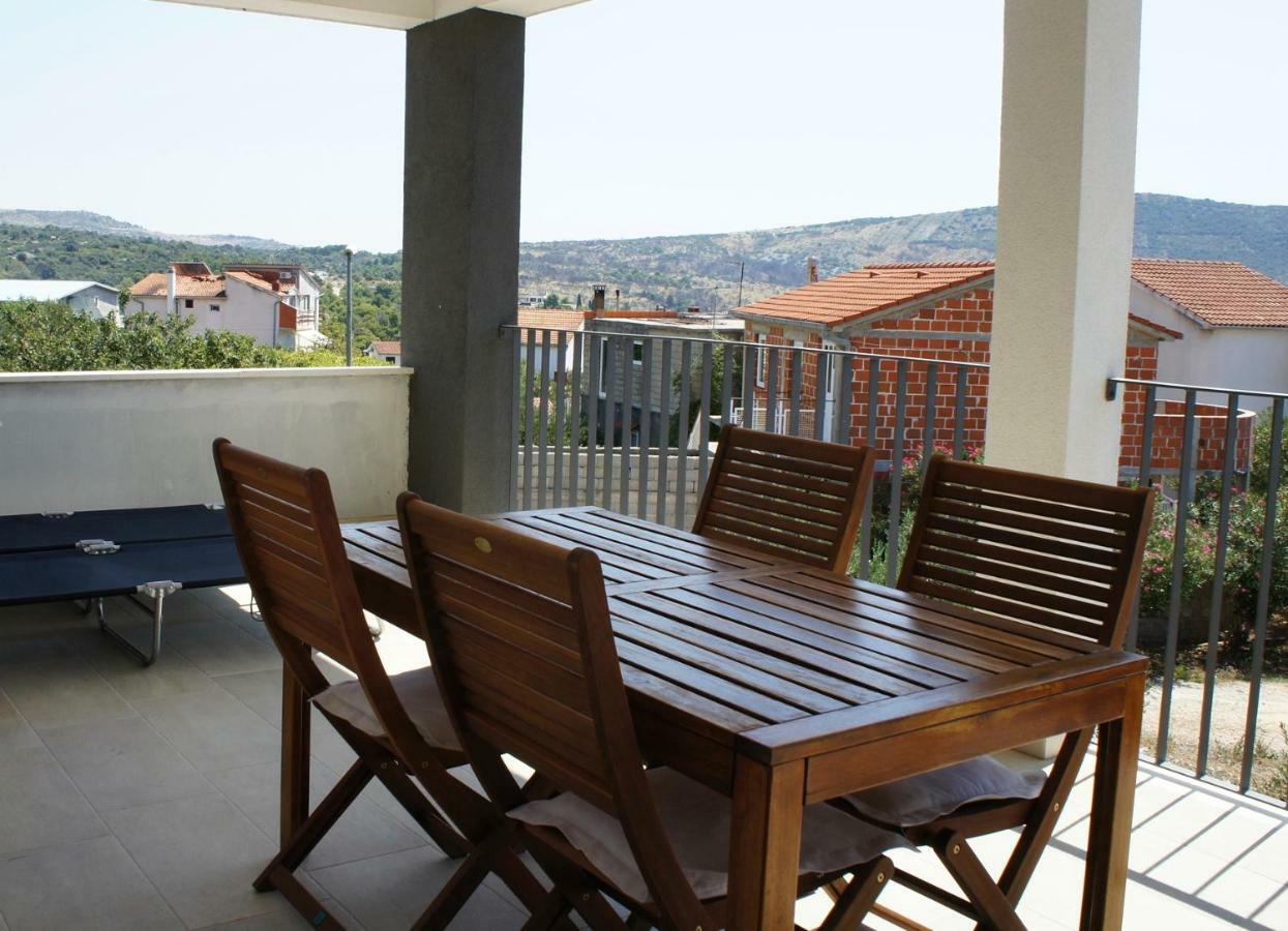 Days@Sea Apartment Primosten Exterior photo
